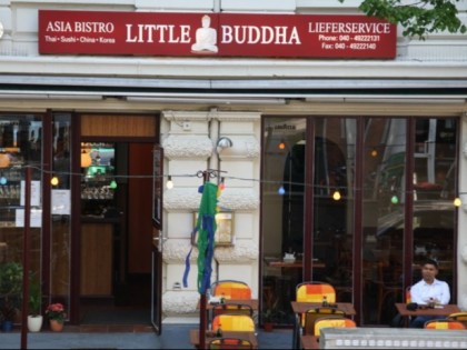 照片: Little Buddha